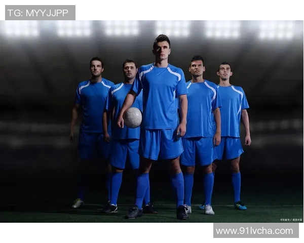 当前足球现役十大年轻球星盘点:未来之星引领足坛新风潮 当前足球现役十大年轻球星盘点:未来之星引领足坛新风潮