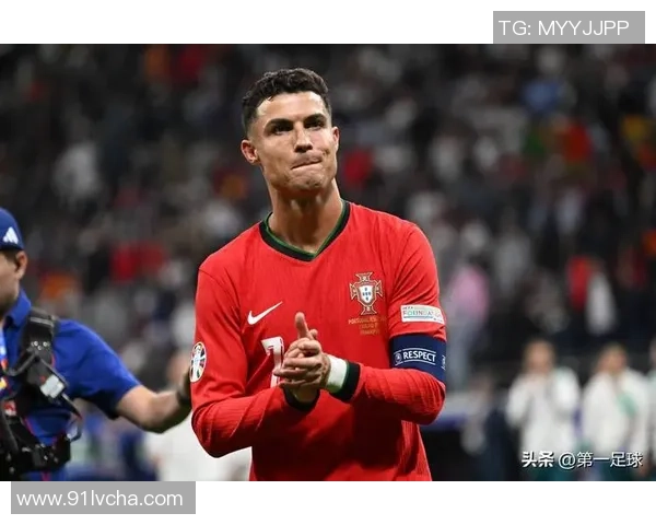 美籍球星在国际赛场的足球影响力与职业发展之路