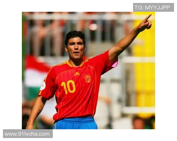 足球场上撞人的球星是谁 他为何引发球迷和媒体广泛关注