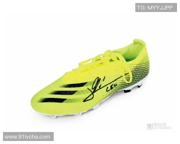 足球巨星签名收藏集 精彩瞬间与传奇球员亲笔签名融合呈现