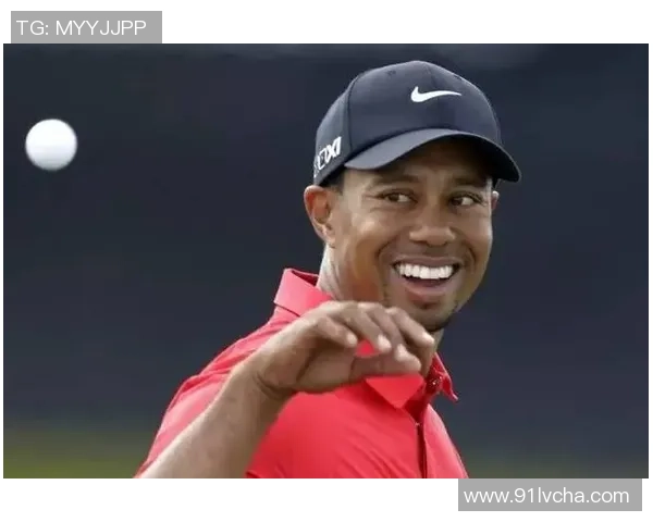 足球球星名片挂件创意设计与收藏价值探索